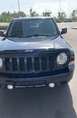 Внедорожник / Кроссовер Jeep Patriot 2015 в Киеве