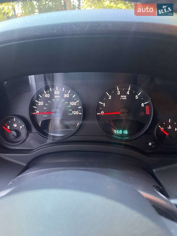 Позашляховик / Кросовер Jeep Patriot 2011 в Львові