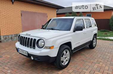 Позашляховик / Кросовер Jeep Patriot 2010 в Полтаві