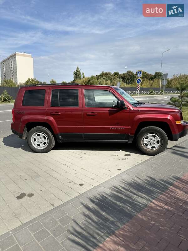 Позашляховик / Кросовер Jeep Patriot 2015 в Хмельницькому