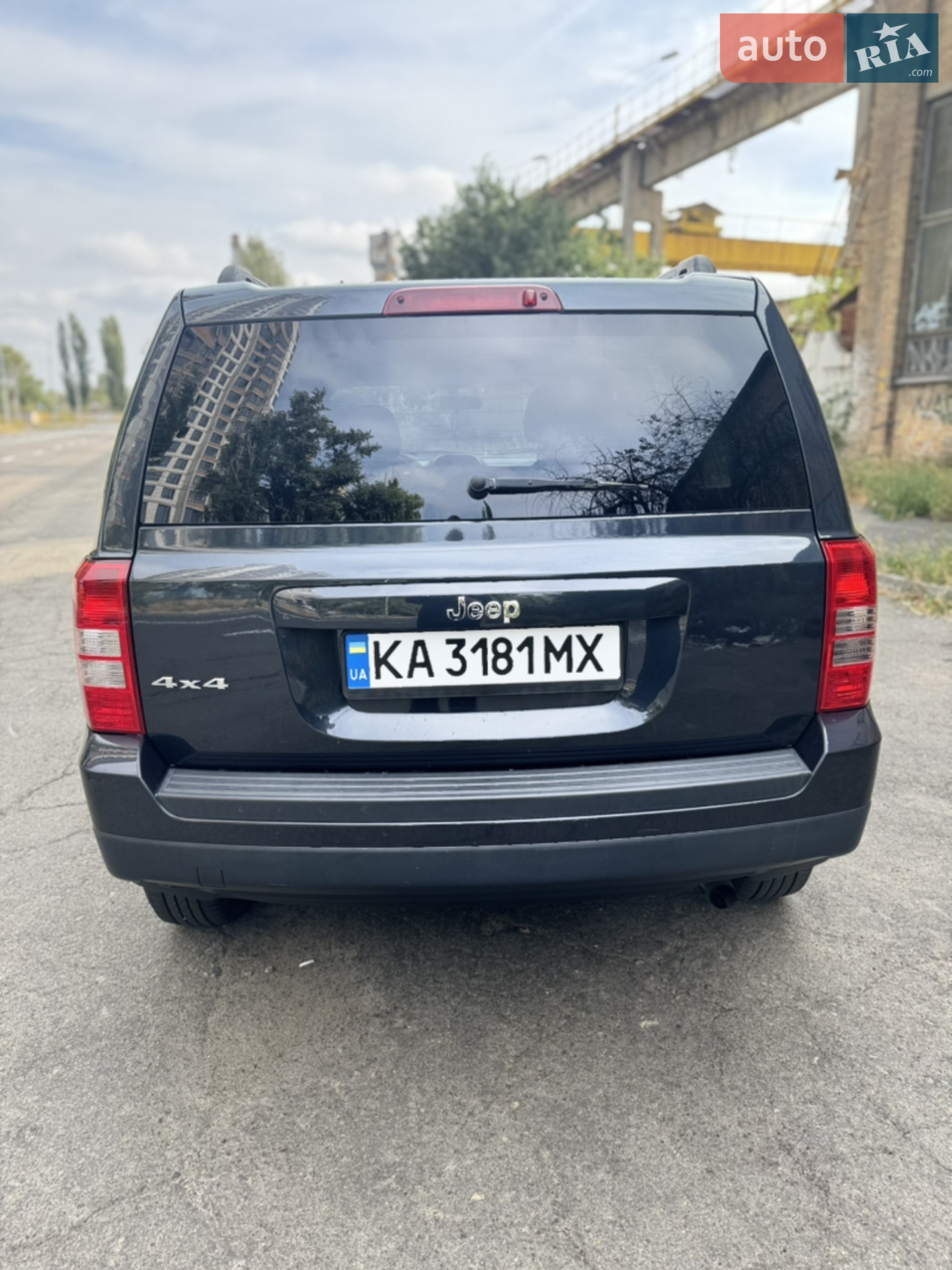 2015 Jeep Liberty (Patriot) - мініатюра 5