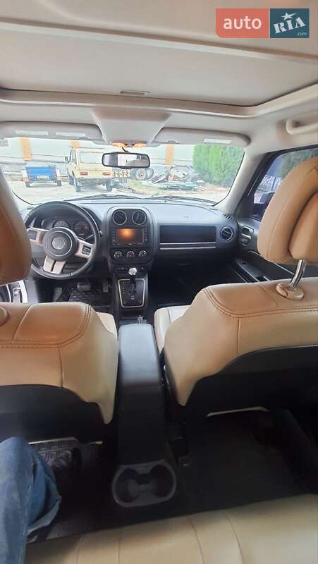 Позашляховик / Кросовер Jeep Patriot 2016 в Вінниці