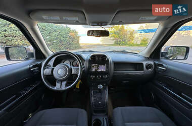 Позашляховик / Кросовер Jeep Patriot 2016 в 