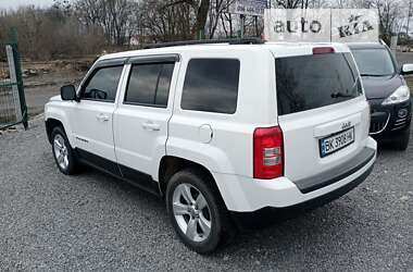 Позашляховик / Кросовер Jeep Patriot 2013 в Рівному