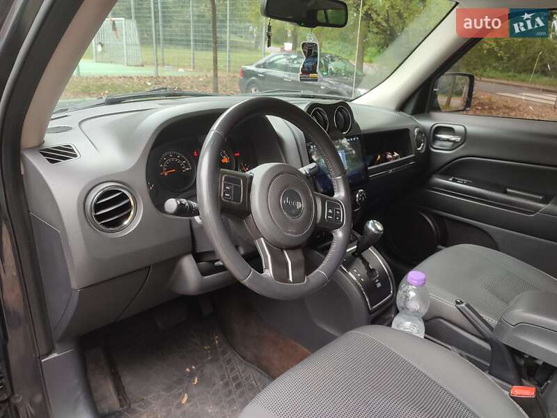 Позашляховик / Кросовер Jeep Patriot 2014 в Чернігові