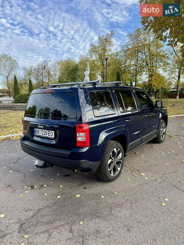Позашляховик / Кросовер Jeep Patriot 2016 в Черкасах