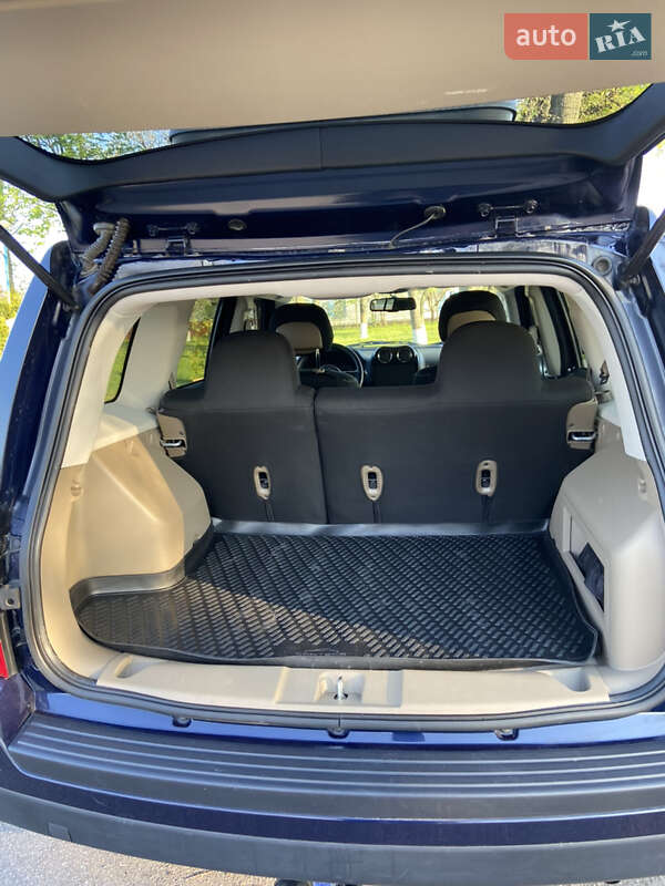 Позашляховик / Кросовер Jeep Patriot 2016 в Черкасах