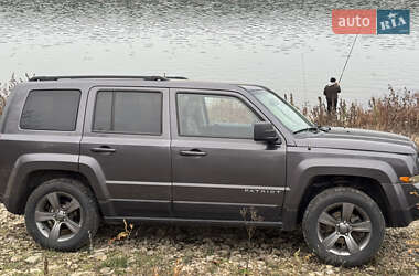 Позашляховик / Кросовер Jeep Patriot 2015 в Чернівцях