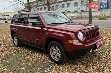 Позашляховик / Кросовер Jeep Patriot 2014 в Києві