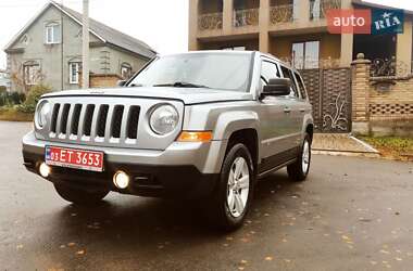 Внедорожник / Кроссовер Jeep Patriot 2014 в Дубно