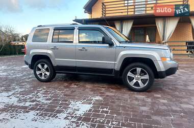 Позашляховик / Кросовер Jeep Patriot 2016 в Луцьку