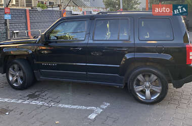 Внедорожник / Кроссовер Jeep Patriot 2013 в Житомире