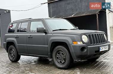 Внедорожник / Кроссовер Jeep Patriot 2010 в Каменском