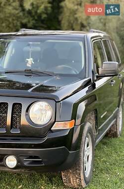 Внедорожник / Кроссовер Jeep Patriot 2013 в Луцке