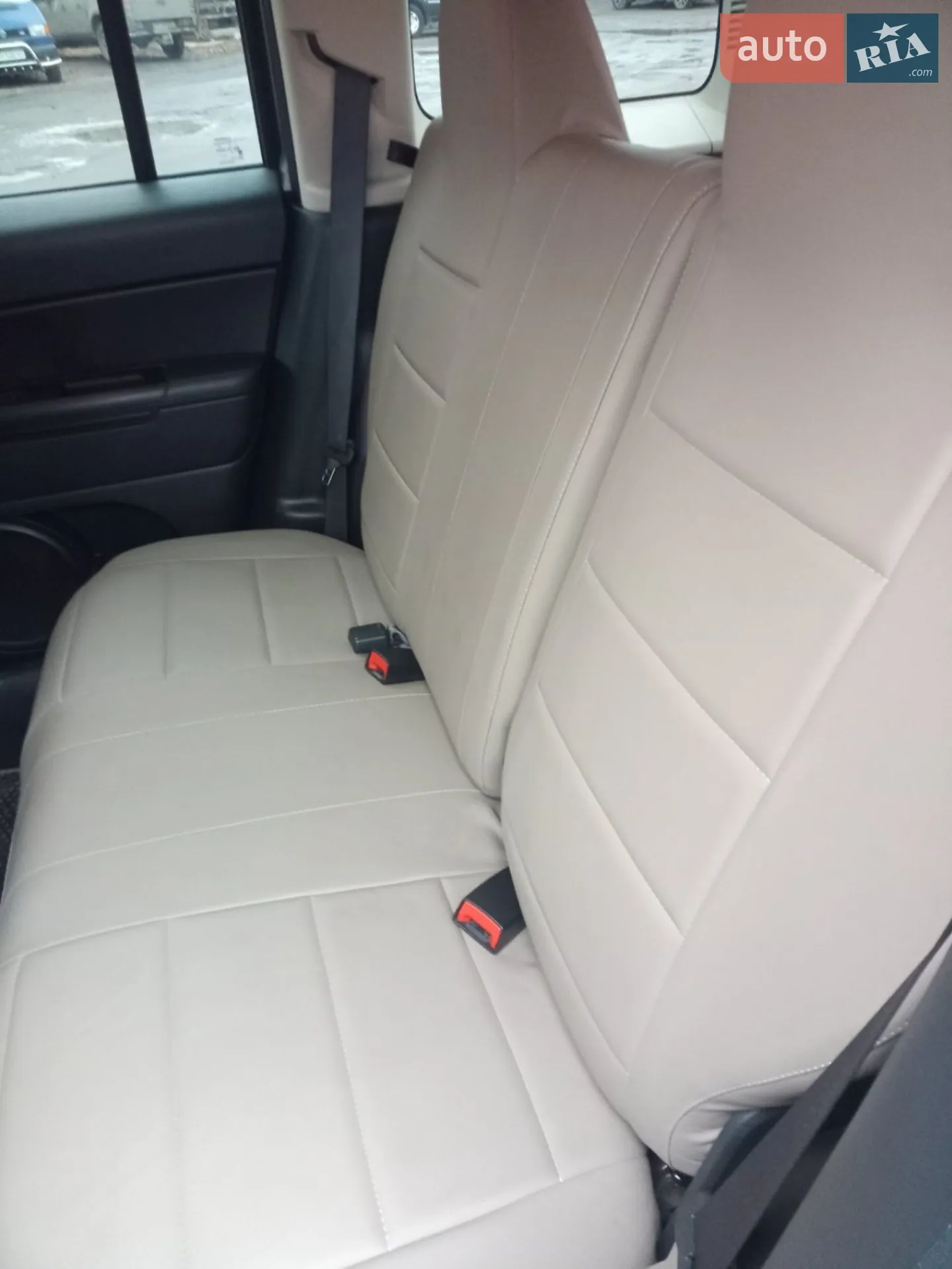 2016 Jeep Liberty (Patriot) - мініатюра 6