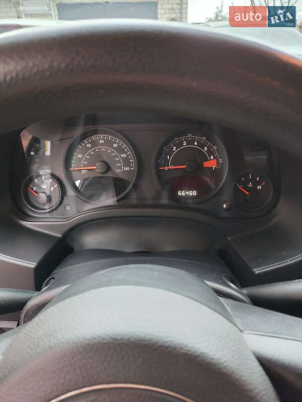 Позашляховик / Кросовер Jeep Patriot 2015 в Житомирі