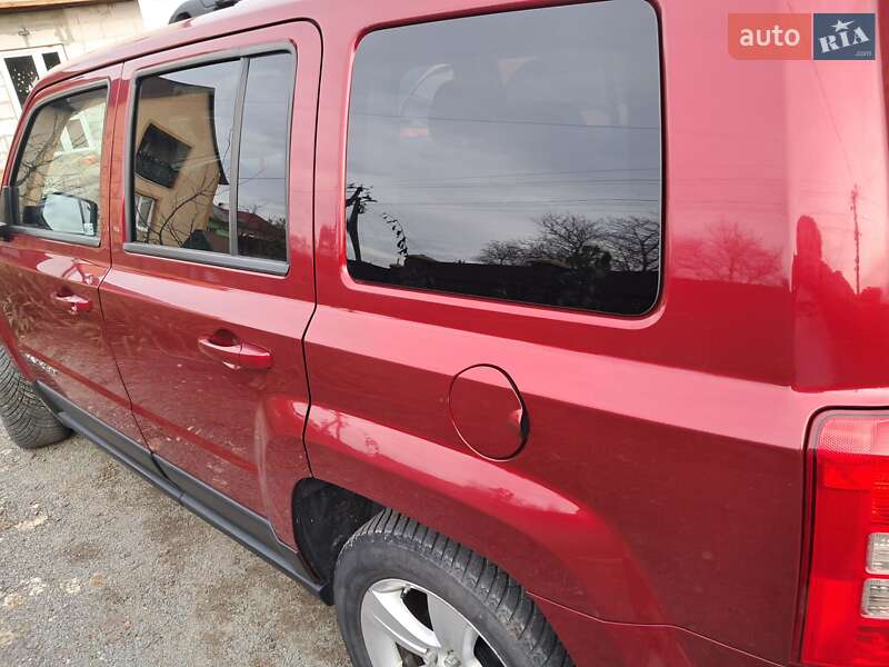 Внедорожник / Кроссовер Jeep Patriot 2012 в Львове