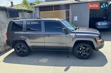 Внедорожник / Кроссовер Jeep Patriot 2015 в 
