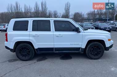 Внедорожник / Кроссовер Jeep Patriot 2014 в Днепре