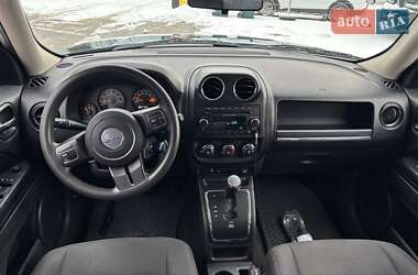 Позашляховик / Кросовер Jeep Patriot 2014 в Львові