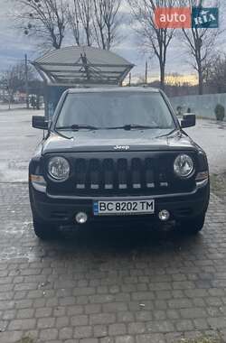 Позашляховик / Кросовер Jeep Patriot 2015 в Львові