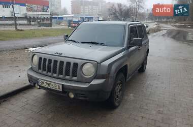 Внедорожник / Кроссовер Jeep Patriot 2011 в Сумах