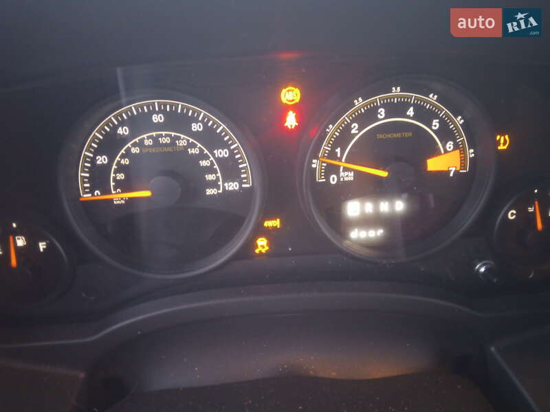 Внедорожник / Кроссовер Jeep Patriot 2015 в Ужгороде