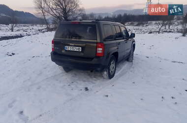 Внедорожник / Кроссовер Jeep Patriot 2015 в Ужгороде