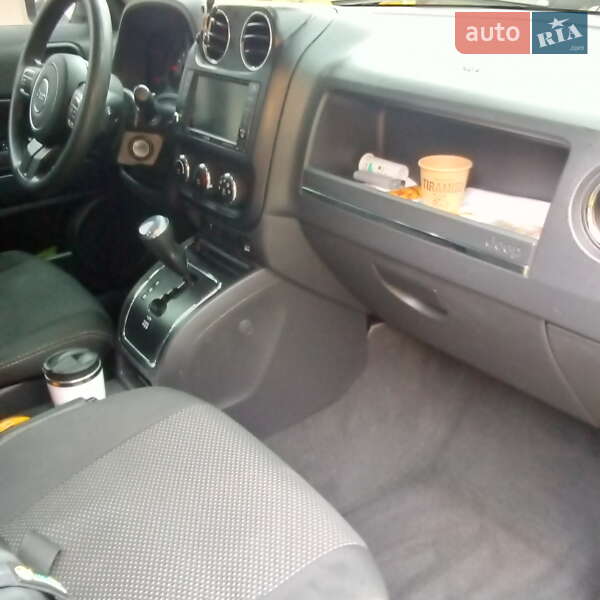 Позашляховик / Кросовер Jeep Patriot 2011 в П'ятихатках