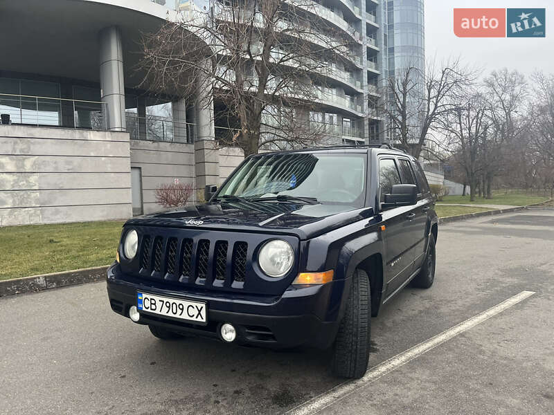 Позашляховик / Кросовер Jeep Patriot 2014 в Києві