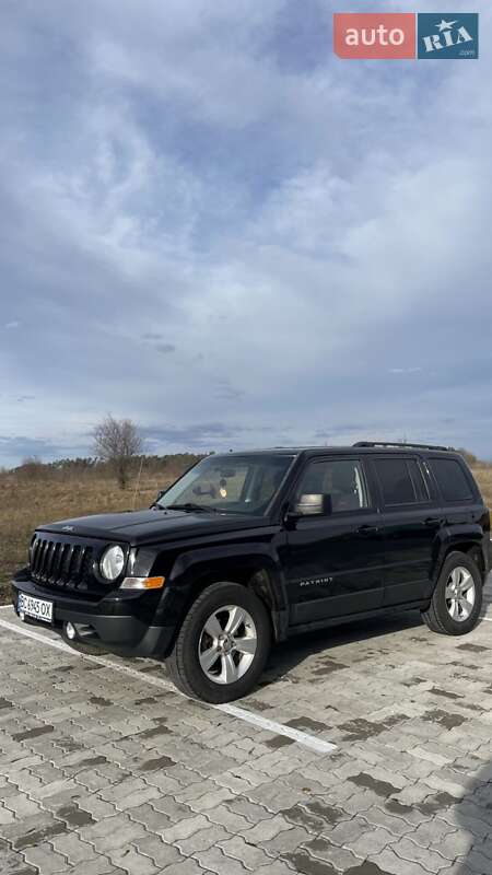 Внедорожник / Кроссовер Jeep Patriot 2014 в Лопатине