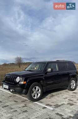 Внедорожник / Кроссовер Jeep Patriot 2014 в 