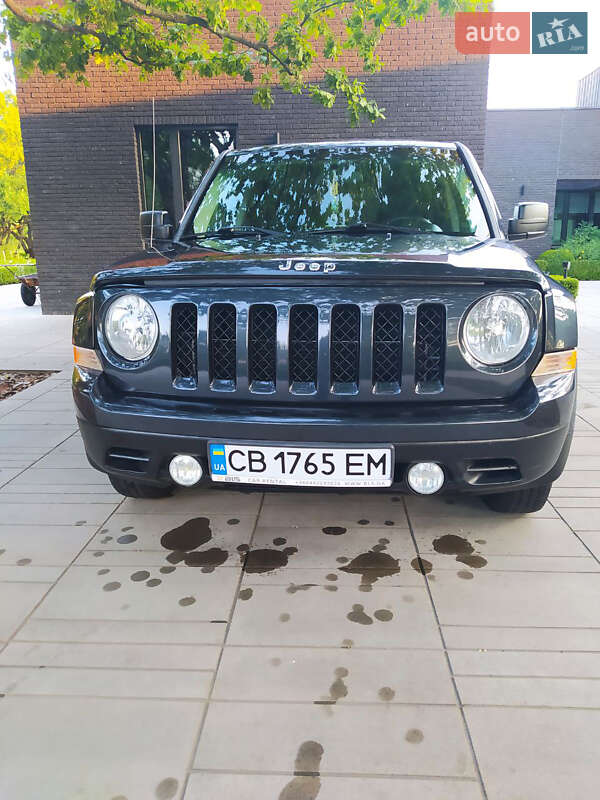 Позашляховик / Кросовер Jeep Patriot 2015 в Мені