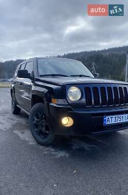 Позашляховик / Кросовер Jeep Patriot 2007 в Верховині