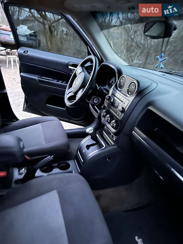 Позашляховик / Кросовер Jeep Patriot 2016 в Львові фото 6 Позашляховик / Кросовер Jeep Patriot 2016 в Львові