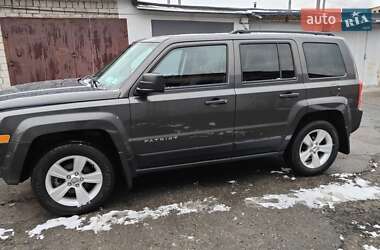 Позашляховик / Кросовер Jeep Patriot 2016 в Києві