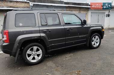 Позашляховик / Кросовер Jeep Patriot 2016 в Києві