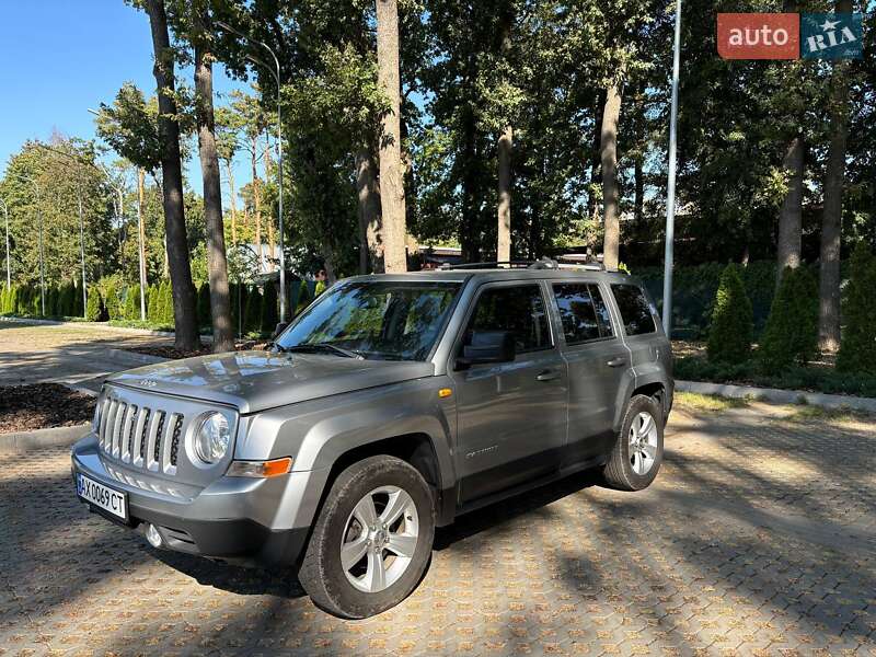 Позашляховик / Кросовер Jeep Patriot 2015 в Харкові