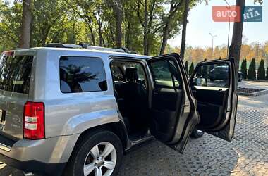 Внедорожник / Кроссовер Jeep Patriot 2015 в 