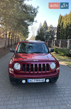 Позашляховик / Кросовер Jeep Patriot 2016 в Луцьку