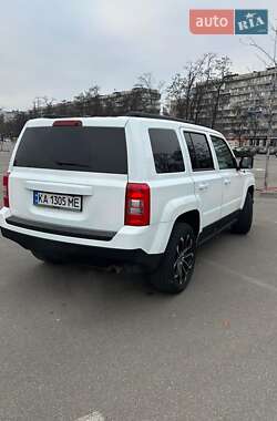 Позашляховик / Кросовер Jeep Patriot 2015 в Києві