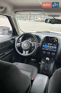 Позашляховик / Кросовер Jeep Patriot 2015 в Києві