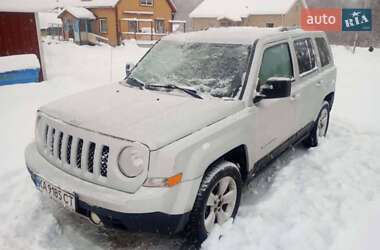 Внедорожник / Кроссовер Jeep Patriot 2013 в Красилове