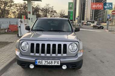 Позашляховик / Кросовер Jeep Patriot 2015 в Києві