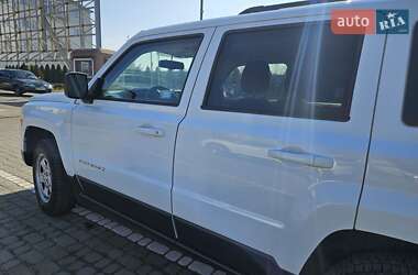 Внедорожник / Кроссовер Jeep Patriot 2016 в 