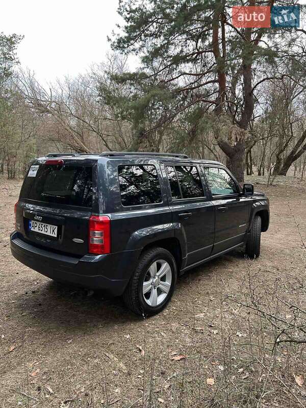 Позашляховик / Кросовер Jeep Patriot 2014 в Запоріжжі