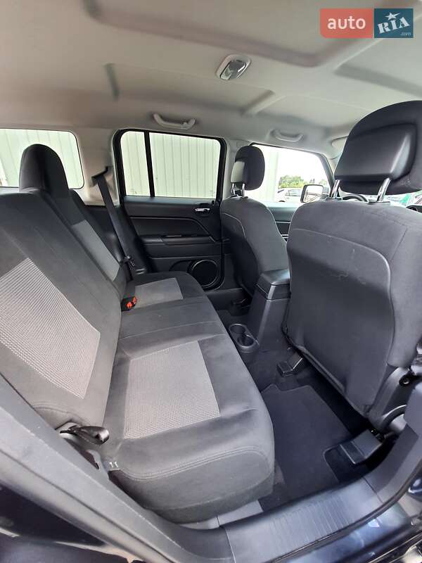 Позашляховик / Кросовер Jeep Patriot 2014 в Запоріжжі