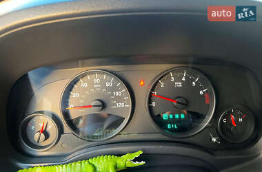Внедорожник / Кроссовер Jeep Patriot 2011 в 
