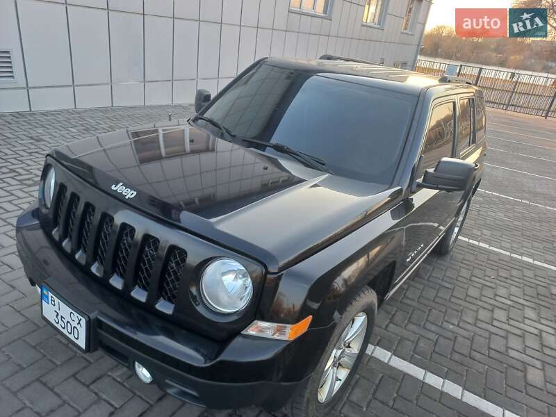 Внедорожник / Кроссовер Jeep Patriot 2011 в Кременчуге