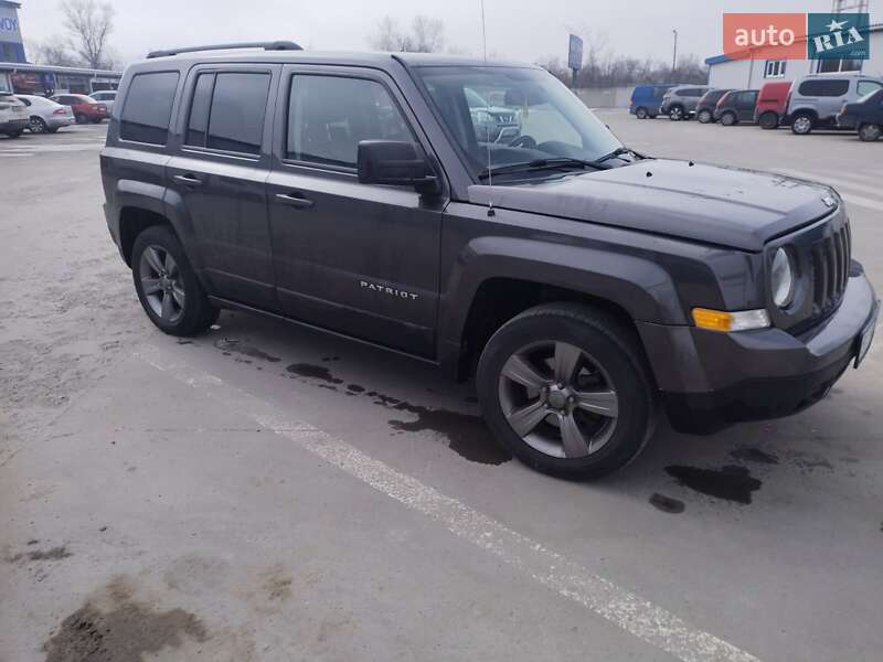 Внедорожник / Кроссовер Jeep Patriot 2015 в Кременчуге фото 4 Внедорожник / Кроссовер Jeep Patriot 2015 в Кременчуге